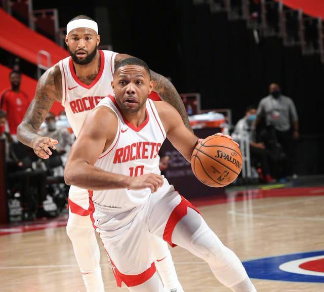 休斯敦火箭队70-59达拉斯独行侠队!考辛斯17分!沃尔5分