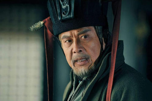 刘璋太不会做人?手下八员大将,七个降了刘备!