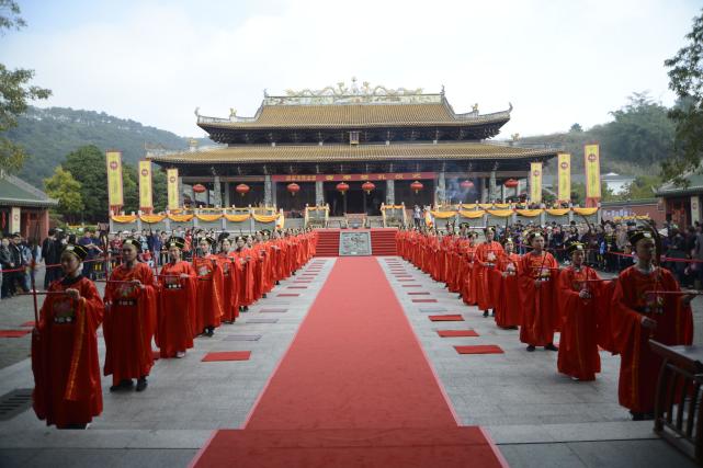 南宁市有名的寺庙道观,每年香客游人无数,你去过几处?