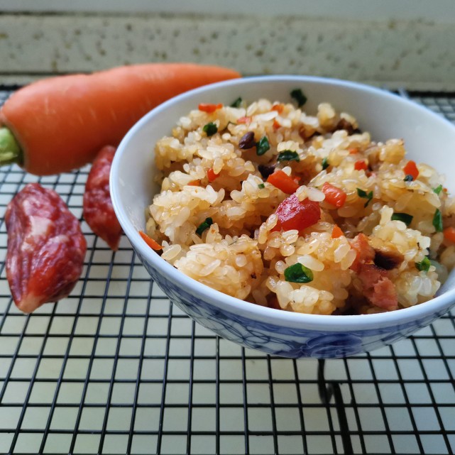 广式腊味糯米饭