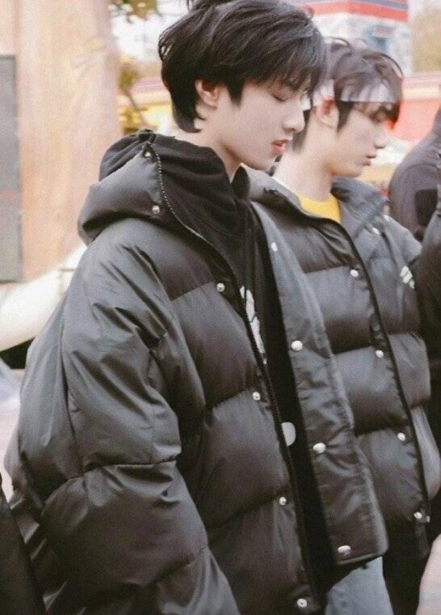 未成年却能吸引无数女友粉,183身高的15岁绝世金瓜刘耀文