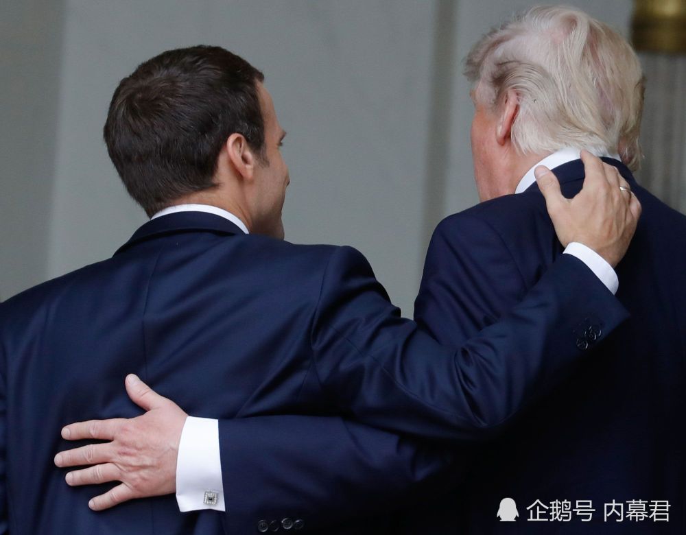 马克龙与特朗普握手笑容逐渐消失 腾讯网