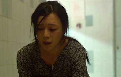 16年前香港灭门案:丈夫扬言把妻儿养肥再杀,扭曲性格有多可怕?