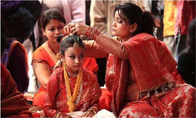 超过12万印度人获得了尼泊尔国籍,其中男女比例不相上下,男人可以通过