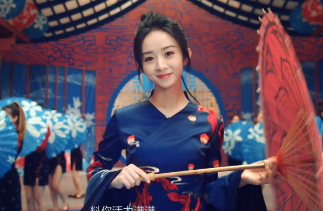 赵丽颖中国风造型:甜美丸子头卖萌,美得让人移不开眼睛!