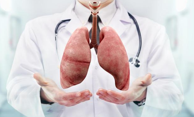 肺不舒服的人身体可能出现这2个表现不妨了解一下