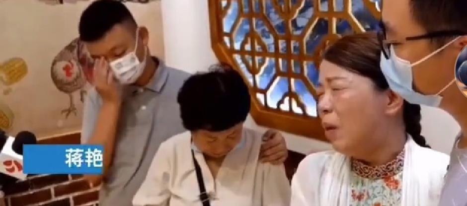 姚策养母许妈自述:这28年养父养母给了他独一无二般的