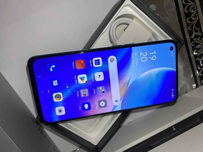 oppo find x3lite版真机曝光或为海外版reno5 pro