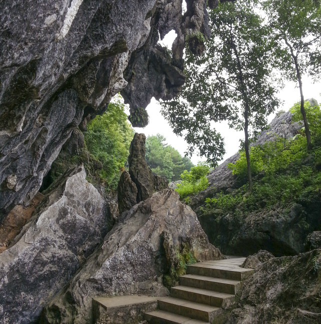 福建也有一处石林景观,其规模仅次于云南的石林,就藏在三明永安