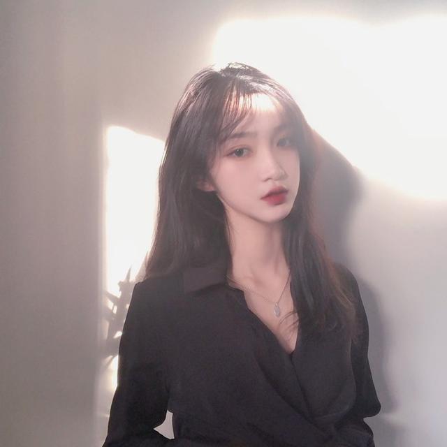 12星座女喜欢什么类型的男生,金牛座是多金男,双子座是阳光帅哥