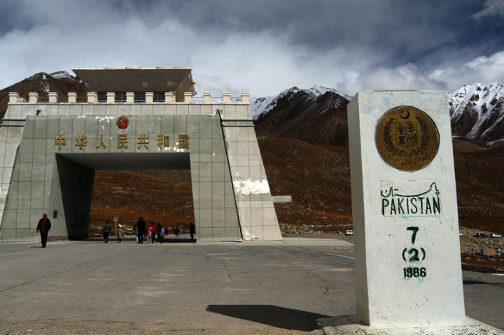 新疆旅游攻略(56)-新疆旅游景区景点-边境哨所,边防界碑,开放口岸