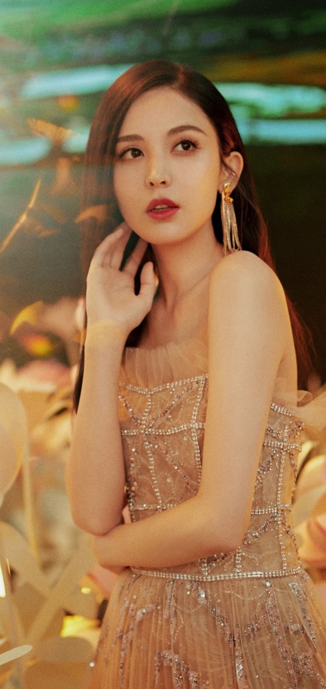 古力娜扎百变造型知性写真高清壁纸