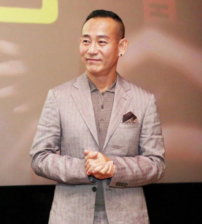 55岁林保怡近况曝光厨房只能站下两个人自曝穷到没钱换电视