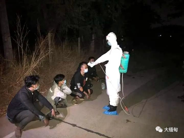 5名中国人夜间从缅甸妙瓦底偷渡出境,被边防警察抓获