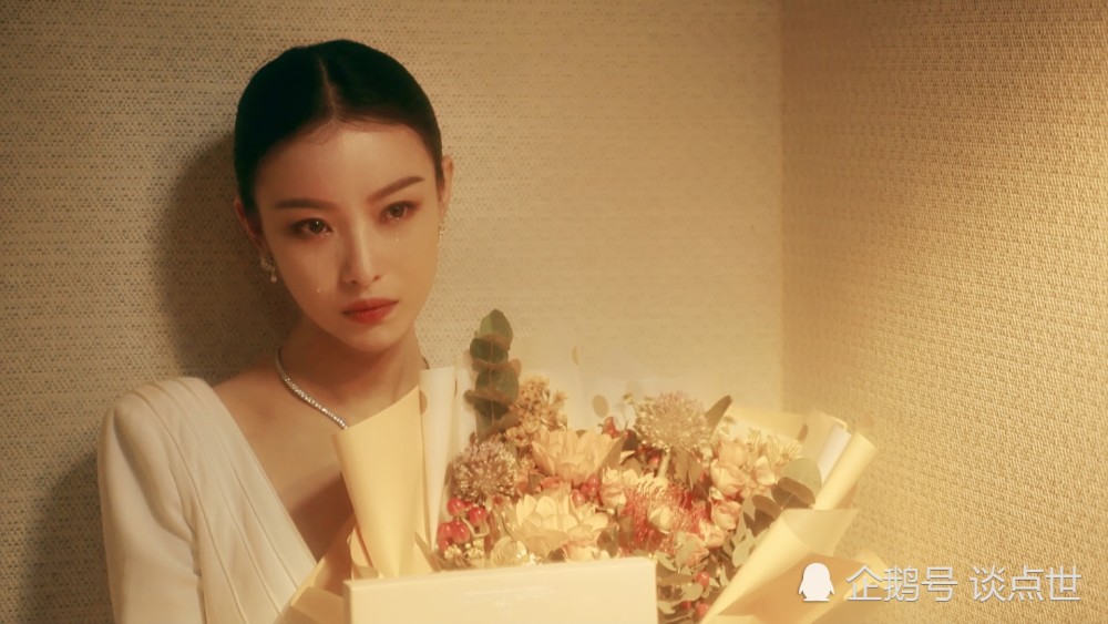 叶谨言对朱锁锁的特殊感情是老父亲对女儿的一种弥补