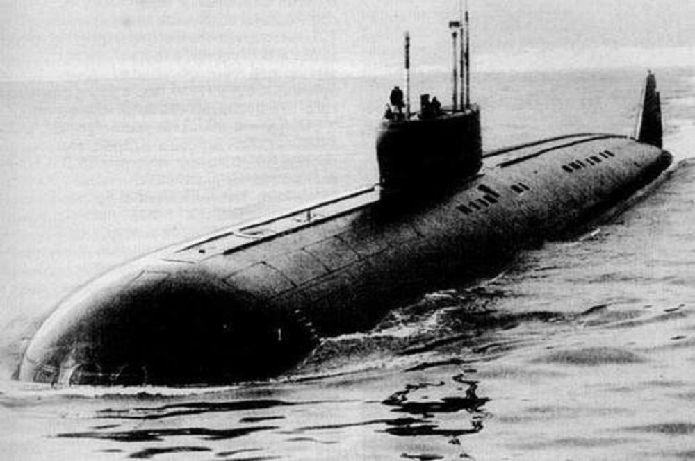 苏联"共青团员"号核潜艇悲剧:核鱼雷下落不明,核泄漏至今存在