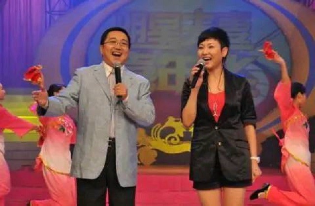 国家一级演员句兆杰:二婚娶小11岁"丫蛋",如今活成人生赢家