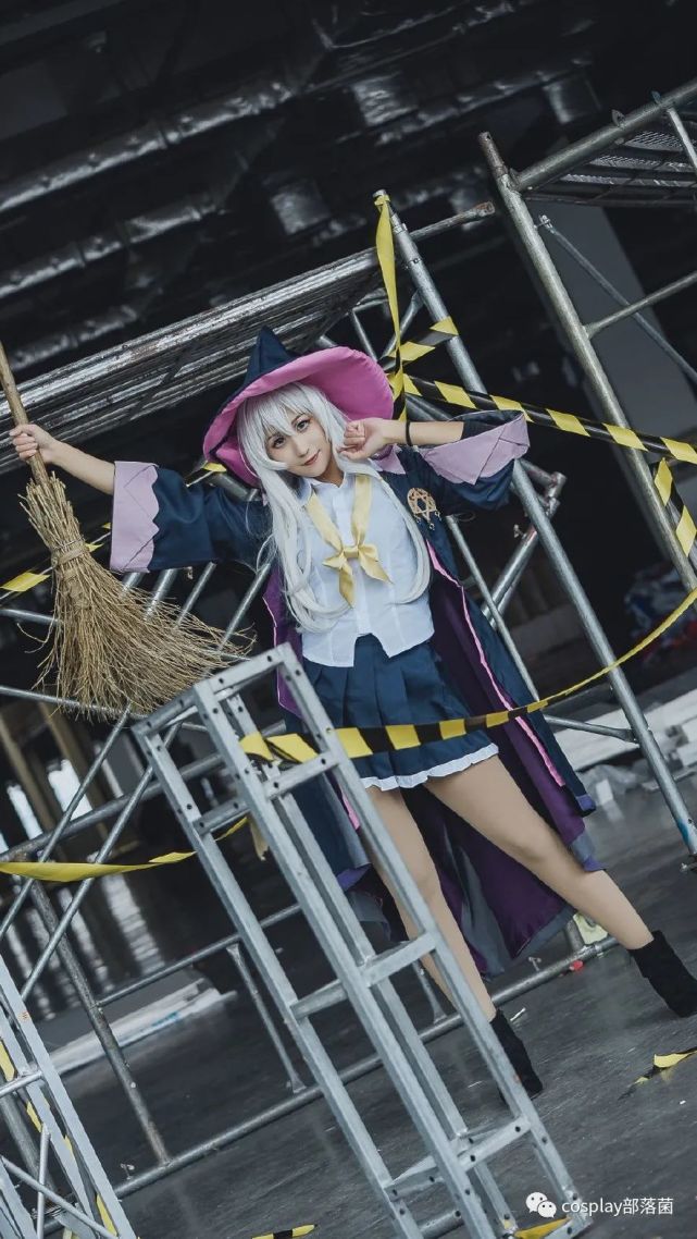cos:魔女之旅伊蕾娜cos正片@vv子教授