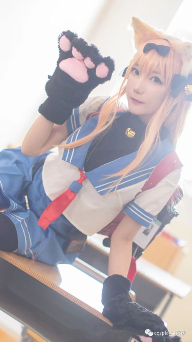 cos:少女前线喵棱镜威力cos正片@狐萝卜