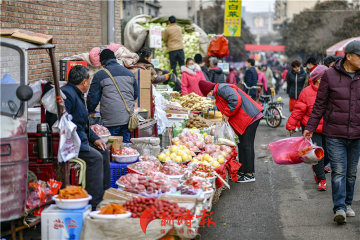 济南市区经营时间最长的露天早市,在这里