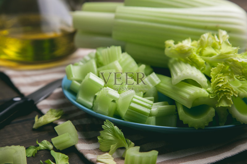 吃什么降血压（吃什么降血压效果最好蔬菜水果）