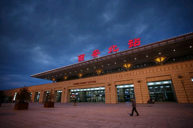 济南2020gdp注水_济南gdp破万亿图片(2)