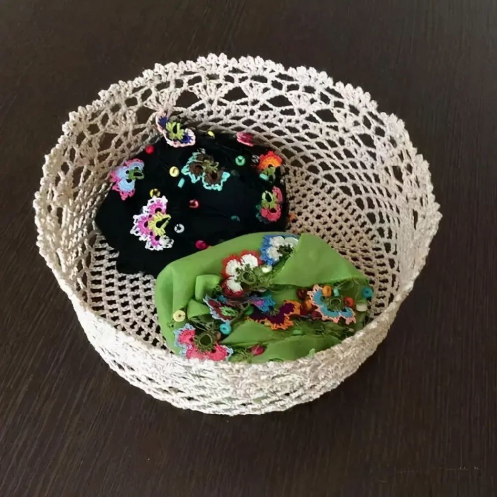 收纳筐如何编织?布条,旧毛线等就可以制作