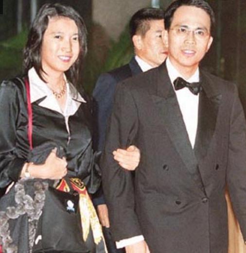 李嘉诚长子李泽钜:低调行事数十年,终获父亲青睐成