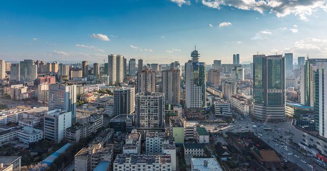 哈尔滨市2020年gdp总量_哈尔滨市2007年中山路