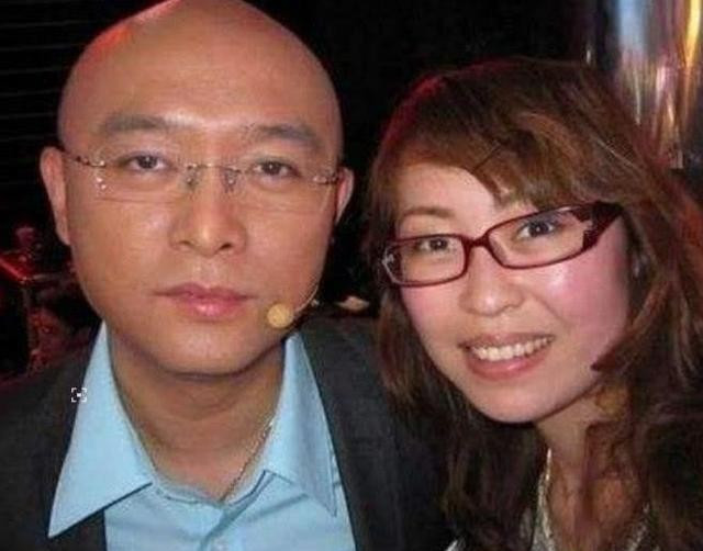 孟非婚姻曝光:妻子漂亮令鲁豫称赞,女儿清秀被郭德纲认儿媳