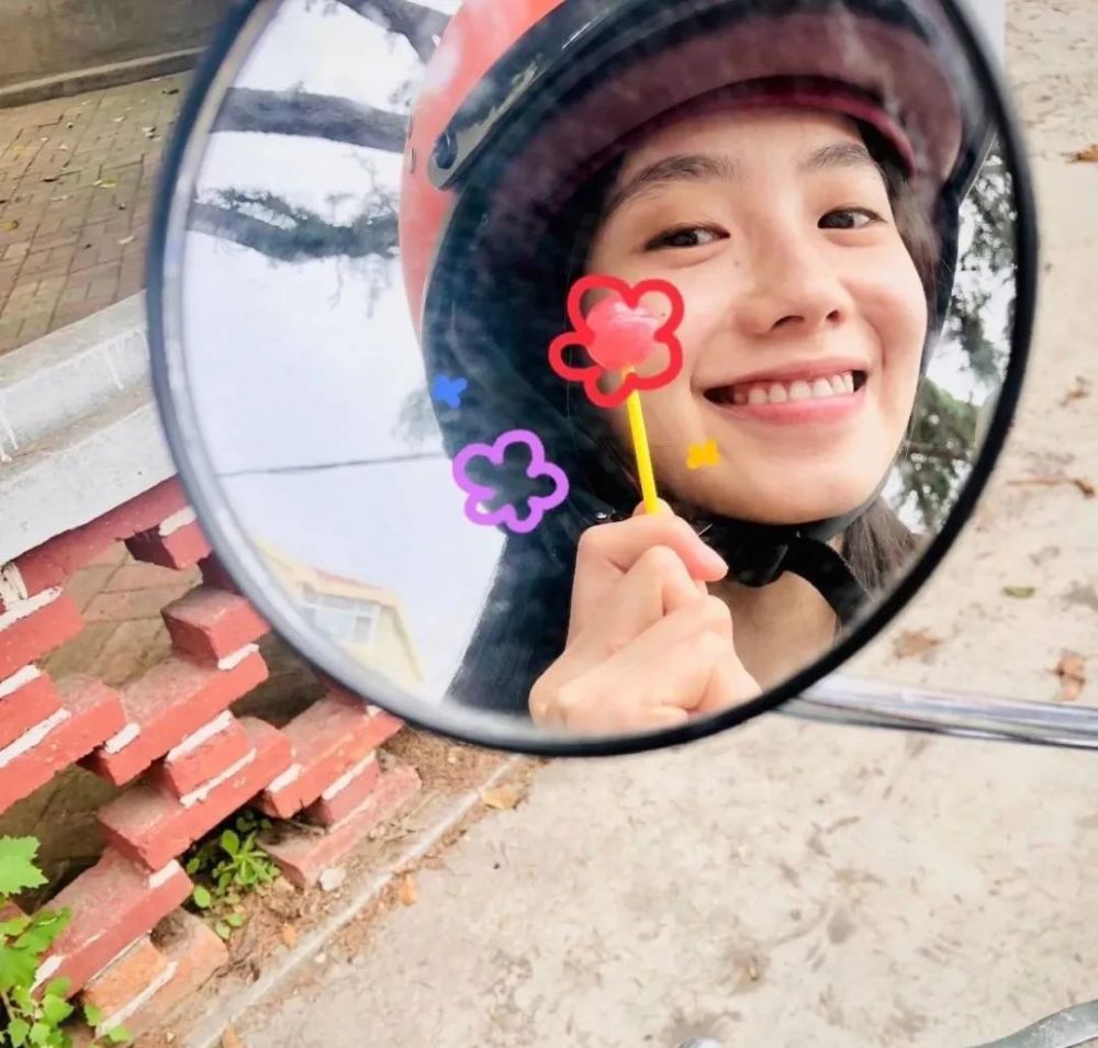 送你一朵小红花——刘浩存 高清壁纸大全