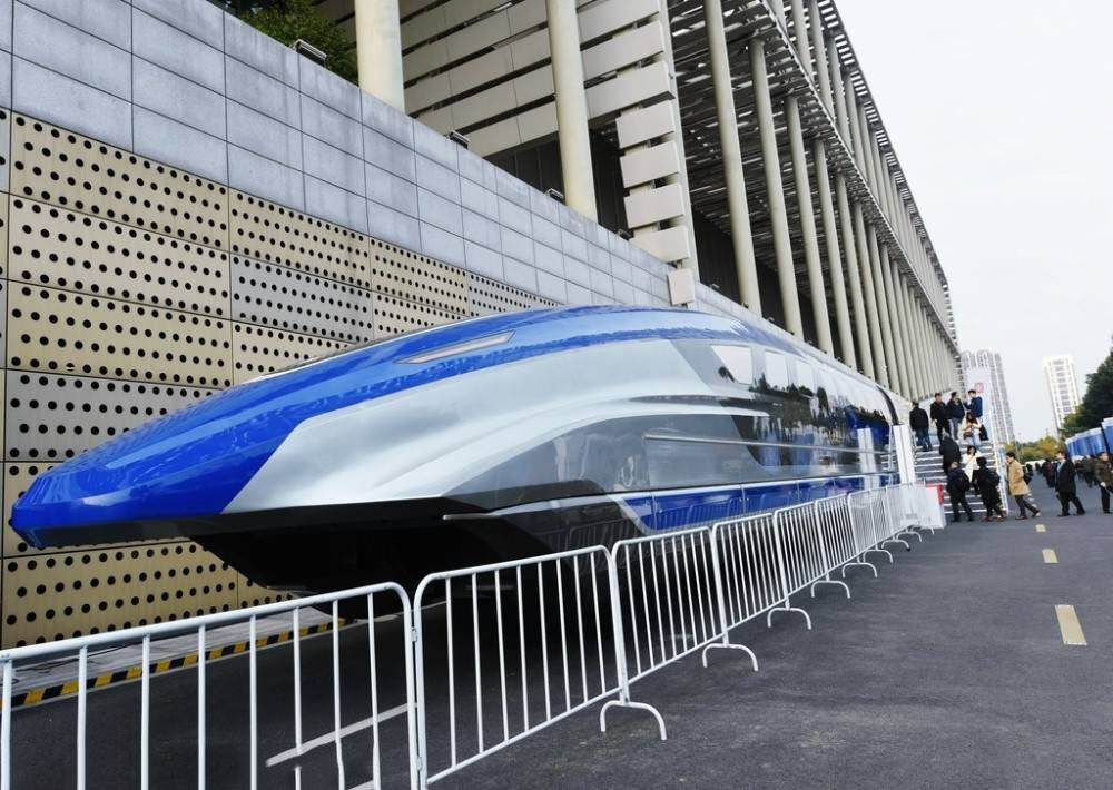 中国首台"超级高铁"问世,时速达620公里,未来或达到1000公里