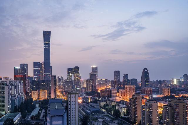 直辖市对比各国gdp_中美gdp对比图(2)