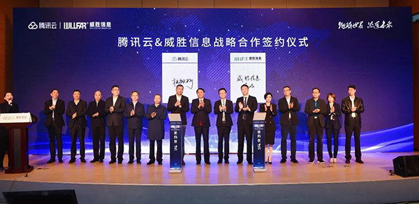 杭州21年GDP_杭州西湖图片(3)