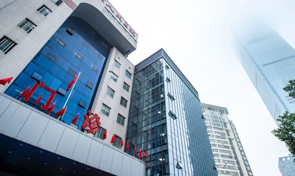 点赞!湖南省人民医院天心阁院区门诊自动扶梯正式启用