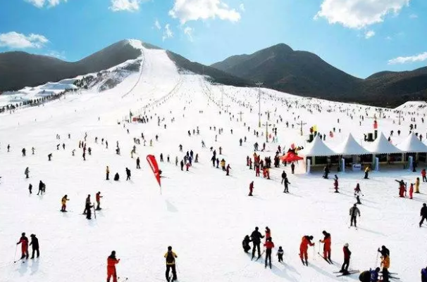 会泽大海草山国际度假区滑雪场