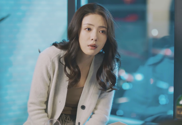 《紧急公关》里有三位美女,蔡文静上位迅速,名气最小的她像张庭