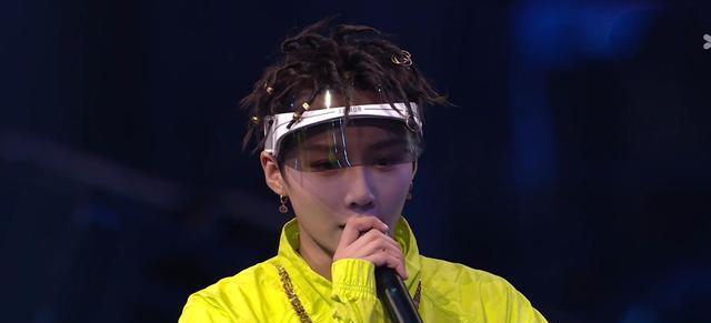 这就是街舞两位女舞者刘雨昕c位出道李斯丹妮成为舞担