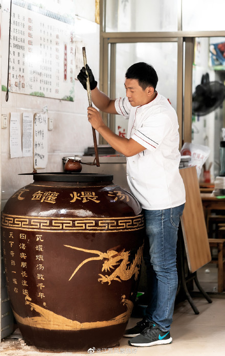 南昌瓦罐煨汤制作技艺