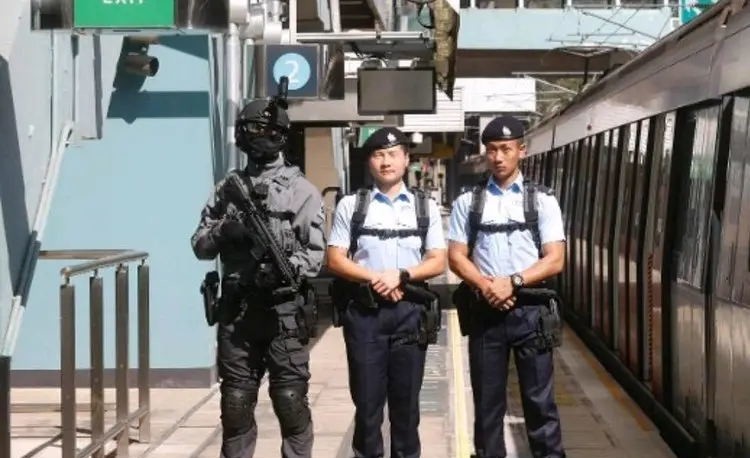 主要负责香港铁路系统的反恐行动,也是一支准军事化特种警察部队,由于