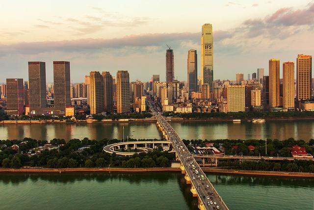 中国中部未来gdp排行_中国城市gdp排行