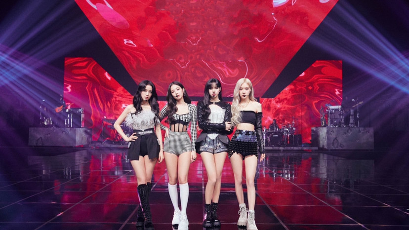 blackpink演唱会,三个背景转十个舞台,朴彩英表演个人