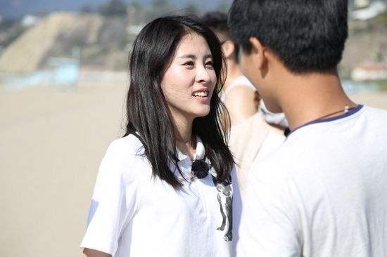 华晨宇,吐槽杨幂裤子太短,他是保守的人?他真心喜欢张碧晨吗?