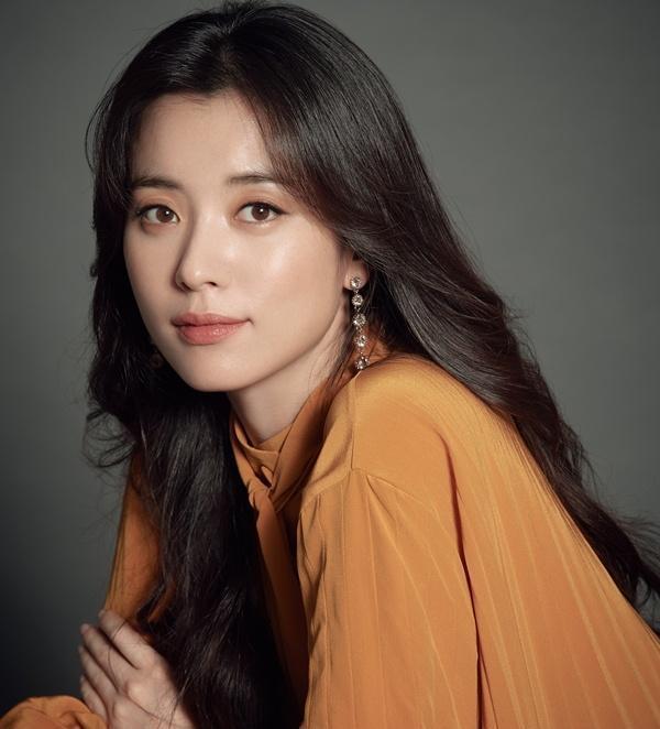 美女韩孝周:第3744气质潮流美图欣赏