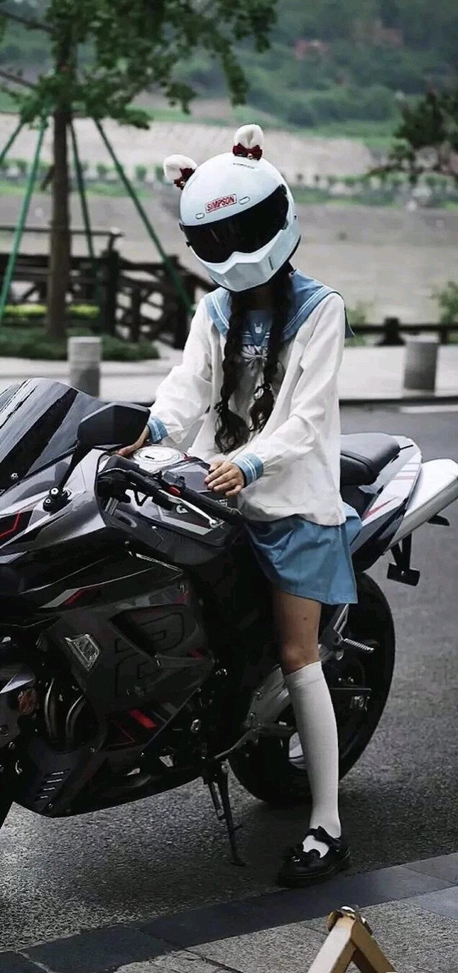 壁纸最美机车少女