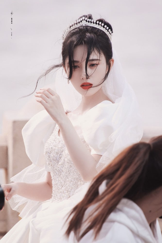 鞠婧祎婚纱照_鞠婧祎婚纱照高清图片(2)