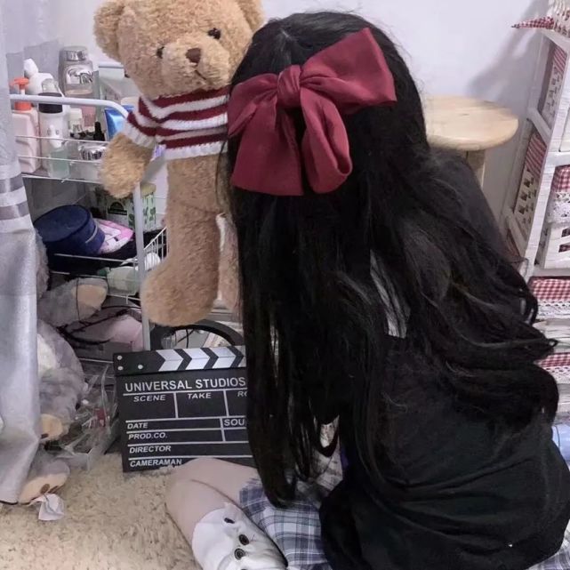 可爱真人蝴蝶结女头,解不开的心结,就把他系成蝴蝶结吧.