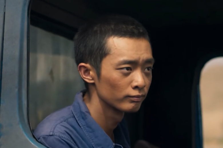山海情幕后20岁参军入伍抗过洪马得宝饰演者秒杀小鲜肉