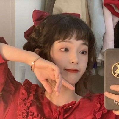 "适合新年的时候换的女生头像"