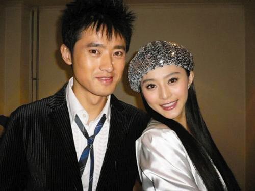 她是任泉藏了12年的老婆也是李双江爱徒和李冰冰关系好